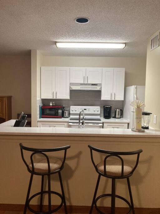 Lakeview Condo In Gated Community Tampa Bagian luar foto