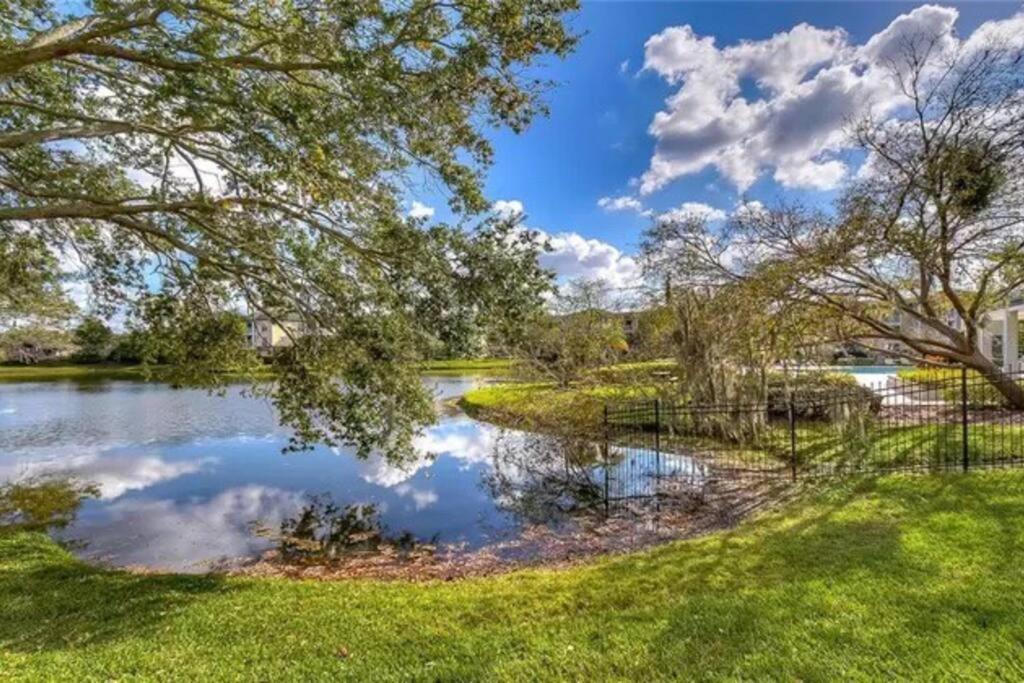 Lakeview Condo In Gated Community Tampa Bagian luar foto